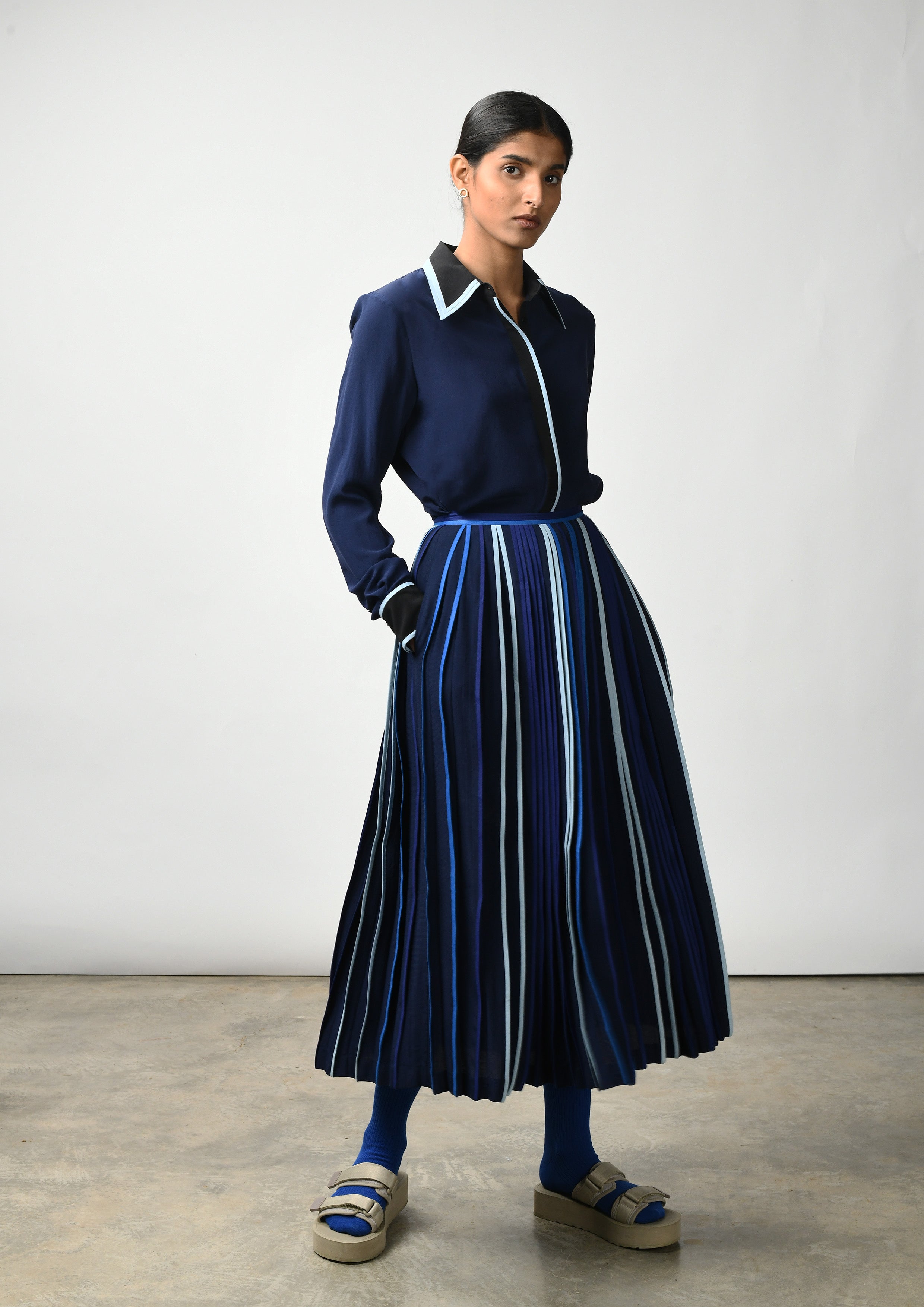 Classic multibinding midi skirt