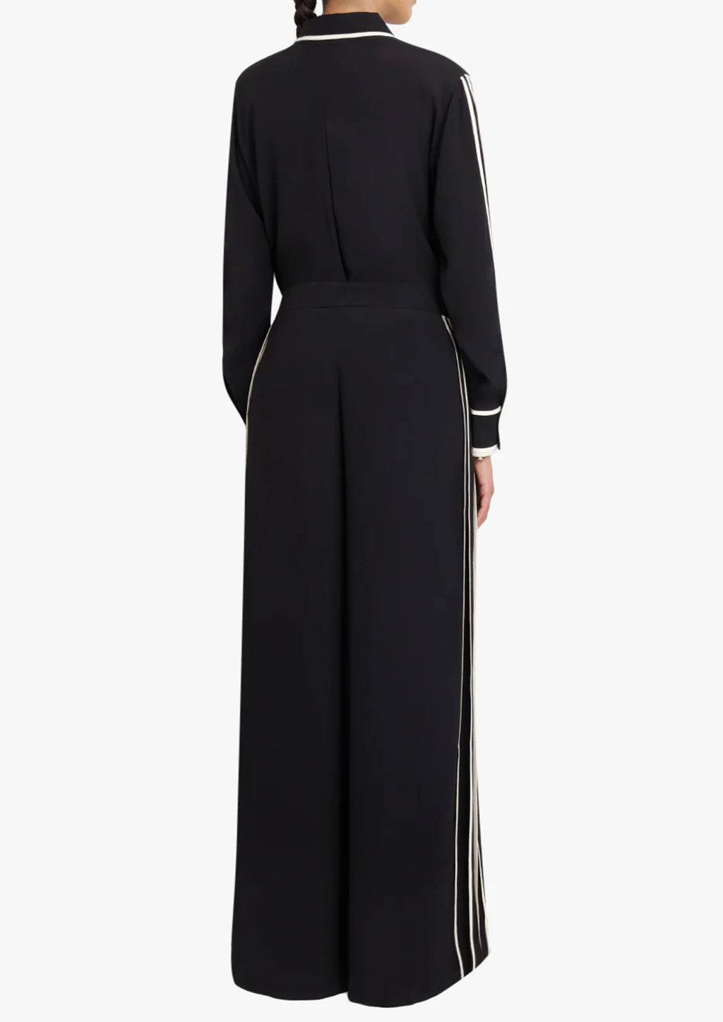 Classic shirt with pleated sleeves