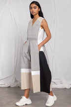 Sleeveless colour-blocked dress