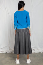 V-neck top with cuff binding detail